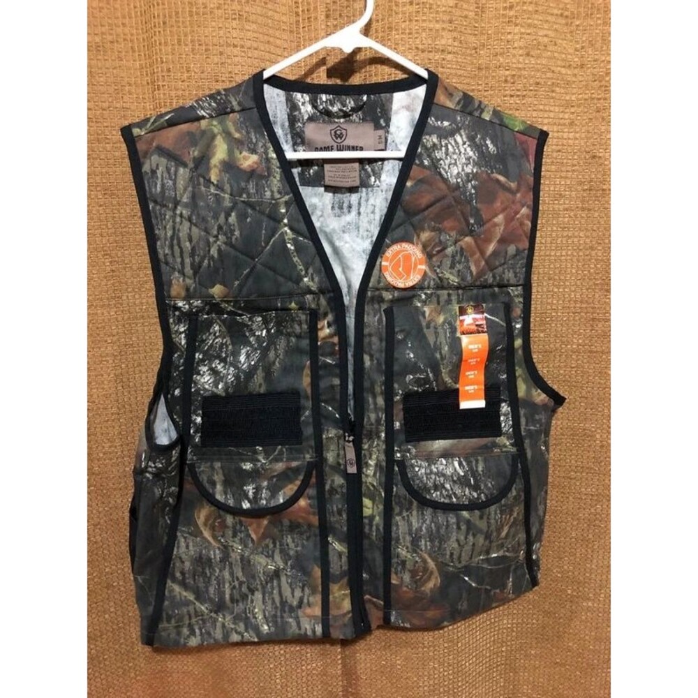Game winner new men’s size small/medium hunting camouflage vest